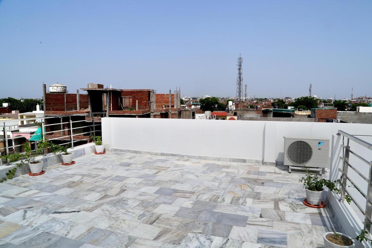 Tuk Tuk Homestay Agra  Esterno foto