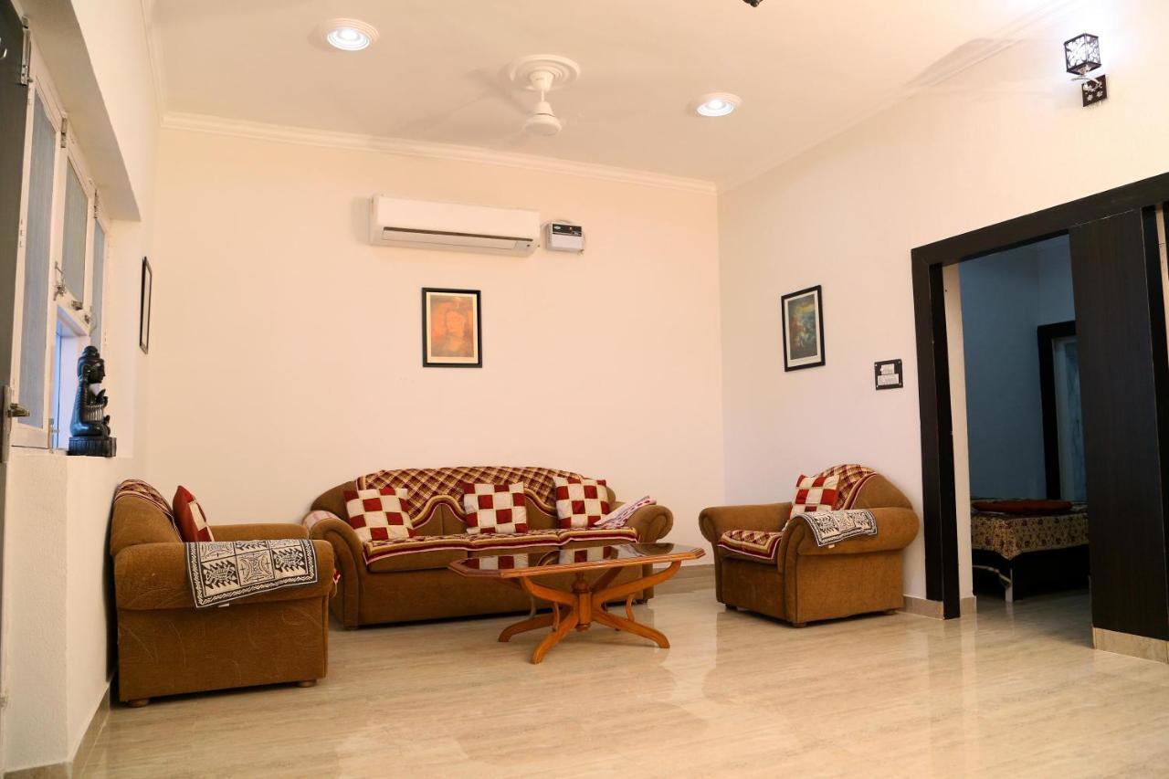 Tuk Tuk Homestay Agra  Esterno foto